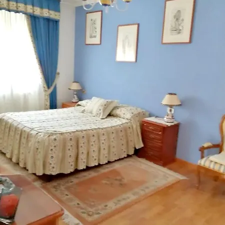 Apartment 4 Bedrooms With Enclosed Garden And Wifi At Tomino