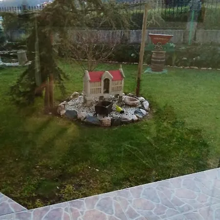4 Bedrooms With Enclosed Garden And Wifi At * Tomino