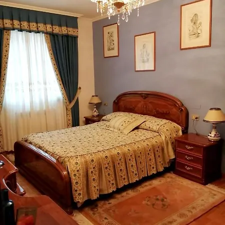 4 Bedrooms With Enclosed Garden And Wifi At