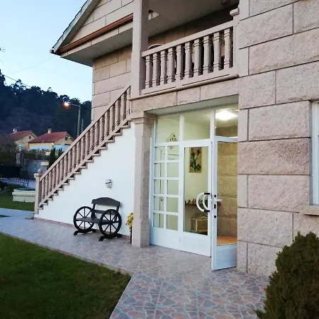 4 Bedrooms With Enclosed Garden And Wifi At * Tomino